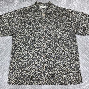 Tommy Bahama Hawaiian Shirt Mens Medium Green Silk Camp Tropical All Over Print
